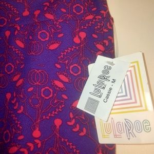 🔥3/$36NWT LulaRoe Cassie Skirt